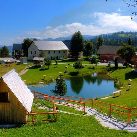 Wooden Chalet - Homestead Vrhovc Железнікі Екстер'єр фото